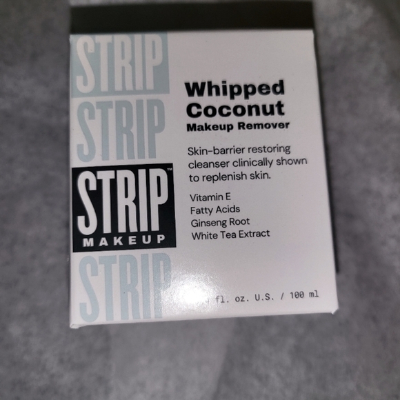 Strip Makeup Whipped Coconut Makeup Remover - Picture 4 of 10